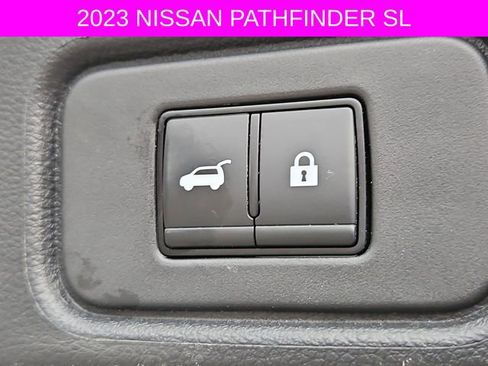 Used 2023 Nissan Pathfinder SL w/ Lighting Package (N92) image 18