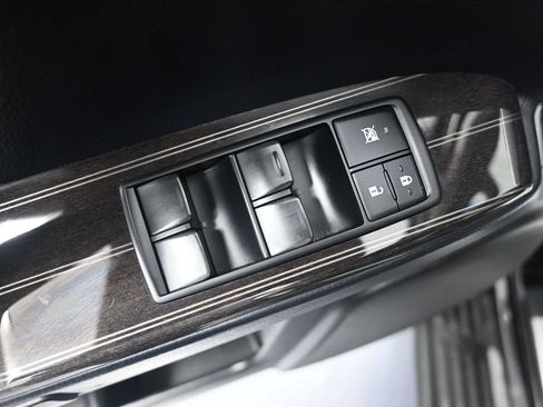 Used 2021 Lexus GX 460 Premium w/ Premium Package AWD/4WD image 11
