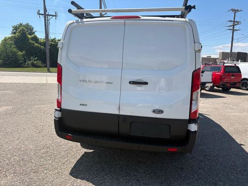 Used 2022 Ford Transit 350 Low Roof AWD image 5