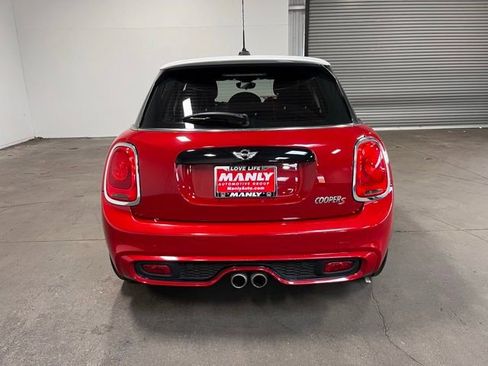 Used 2018 MINI Cooper S FWD image 4