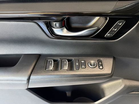 Used 2024 Honda CR-V EX-L image 12