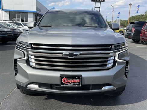 Certified 2024 Chevrolet Suburban High Country image 7