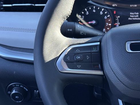 Used 2025 Jeep Compass Limited AWD/4WD image 9