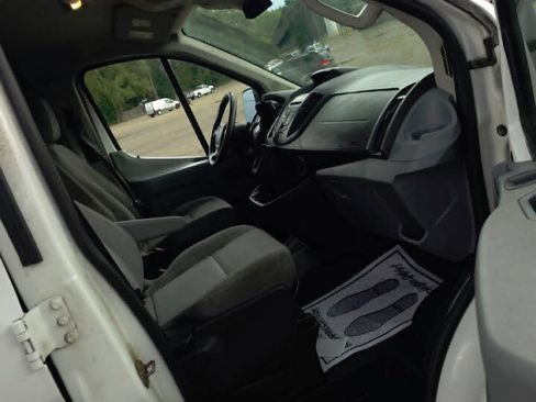 Used 2018 Ford Transit 250 148 Low Roof RWD image 31