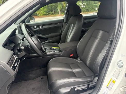 Used 2022 Honda Civic Sport image 11