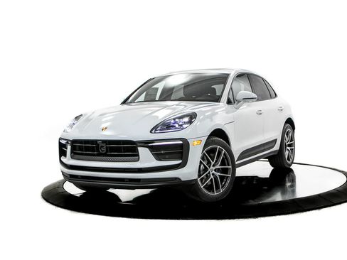 New 2026 Porsche Macan AWD/4WD image 1