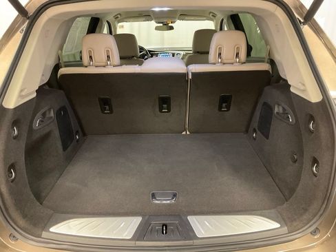 Used 2019 Buick Envision Essence AWD/4WD image 12