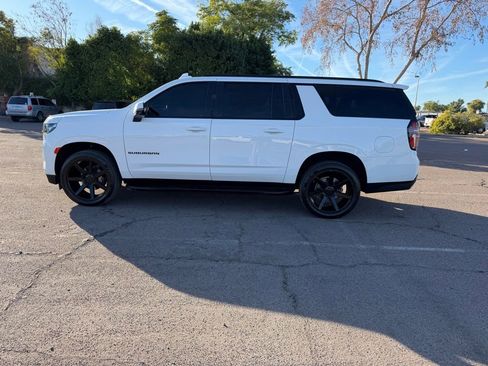 Used 2021 Chevrolet Suburban RST w/ Luxury Package image 5