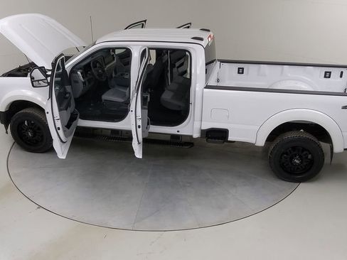 Used 2024 Ford F350 XLT image 52