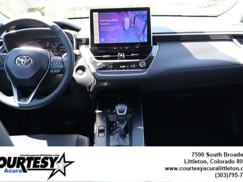 Used 2026 Toyota Corolla Cross XLE w/ Convenience Package AWD/4WD image 9