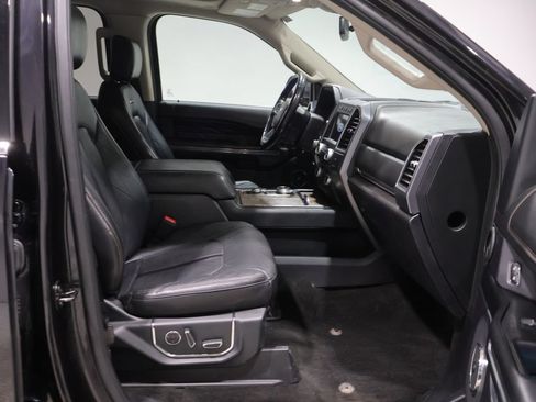 Used 2019 Ford Expedition Platinum AWD/4WD image 26