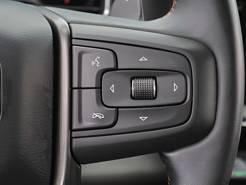 Used 2023 GMC Sierra 1500 AT4 w/ Technology Package AWD/4WD image 31