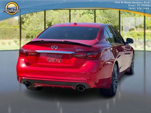 Used 2018 INFINITI Q50 Red Sport 400 w/ Sensory Package (Sport) RWD image 4