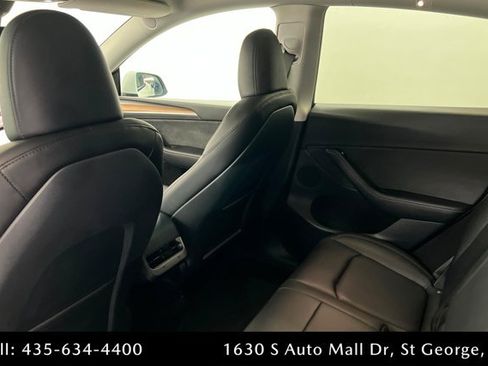 Used 2023 Tesla Model Y Performance AWD/4WD image 19