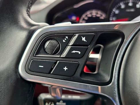 Used 2021 Porsche Cayenne Coupe AWD/4WD image 22