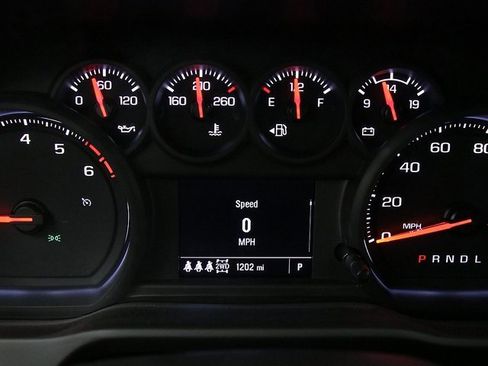 Used 2025 Chevrolet Silverado 2500 Custom w/ Custom Convenience Package image 17