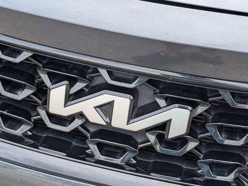 Used 2022 Kia Sorento S w/ Panoramic Sunroof Package FWD image 6