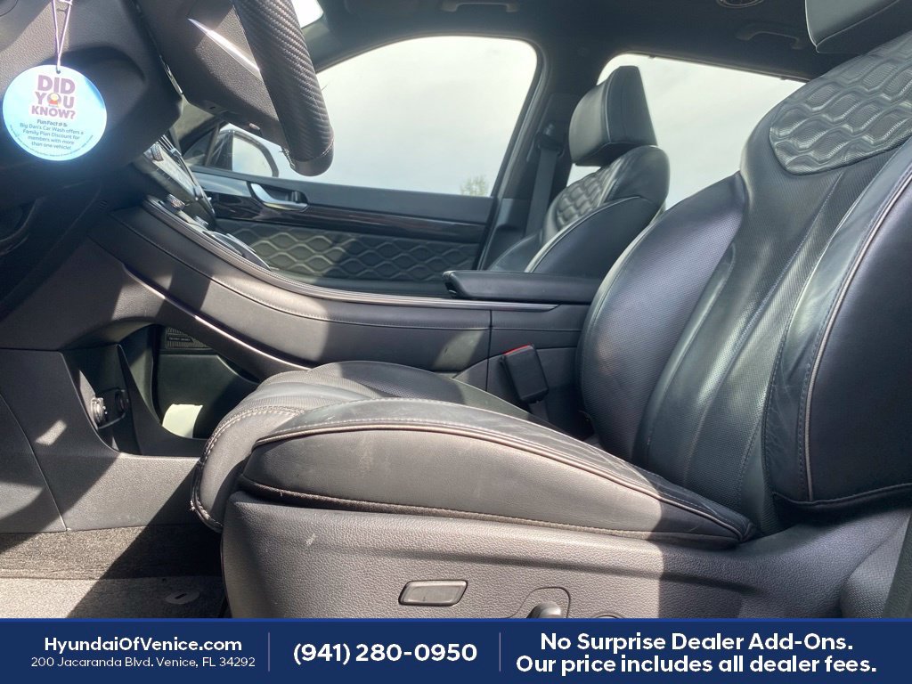 Used 2022 Hyundai Palisade Calligraphy FWD image 3