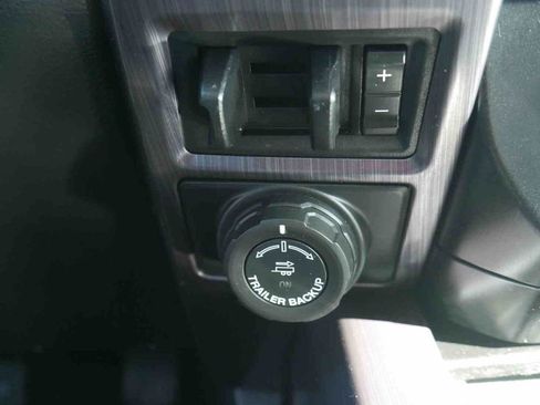 Used 2021 Ford F450 Limited image 43