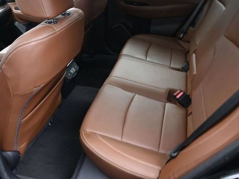 Used 2019 Subaru Outback 2.5i Touring w/ Popular Package #3A AWD/4WD image 23
