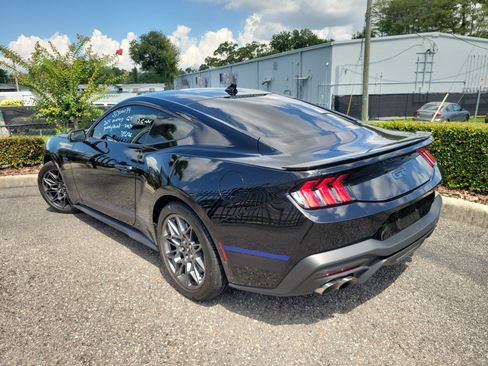 Used 2025 Ford Mustang GT Premium RWD image 2