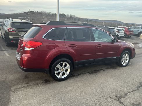 Used 2013 Subaru Outback 2.5i Premium image 10