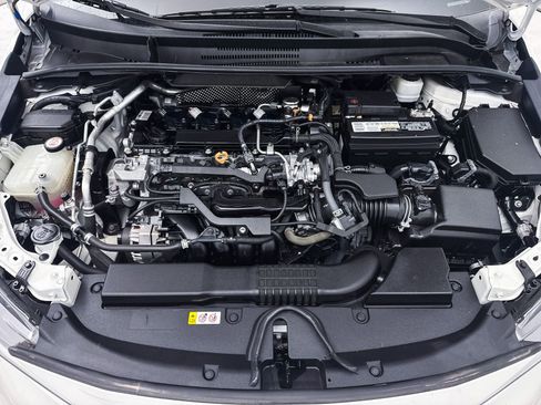 Used 2020 Toyota Corolla SE w/ Carpet Mat Package (TMS) image 7