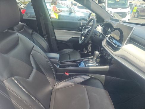 Used 2026 Jeep Compass Limited image 5