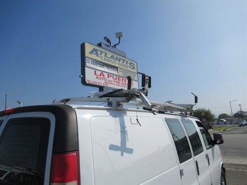 Used 2014 Chevrolet Express 2500 image 18