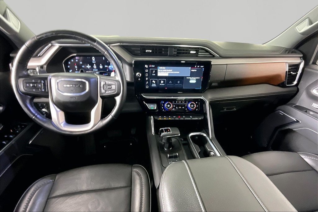 Used 2025 GMC Sierra 1500 Denali AWD/4WD image 8