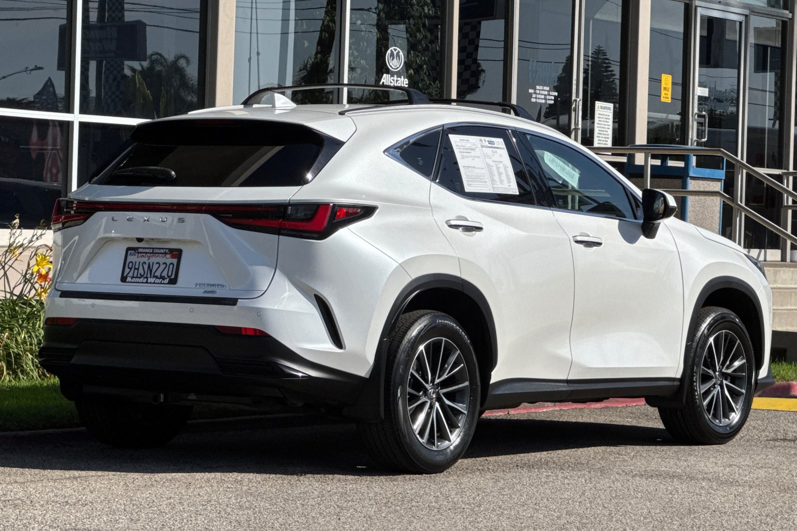 Used 2024 Lexus NX 350h AWD image 4