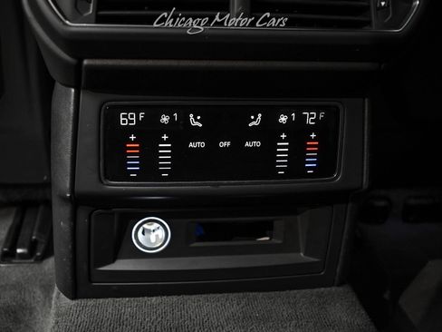 Used 2021 Lamborghini Urus AWD/4WD image 27