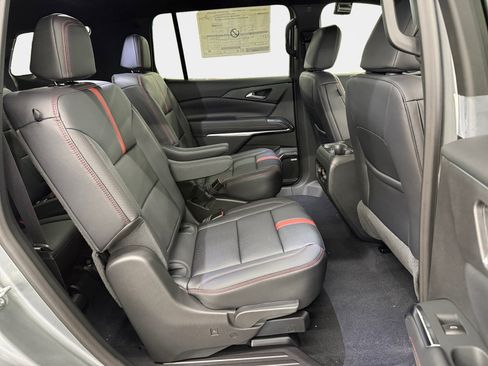 New 2026 Chevrolet Traverse RS AWD/4WD image 12