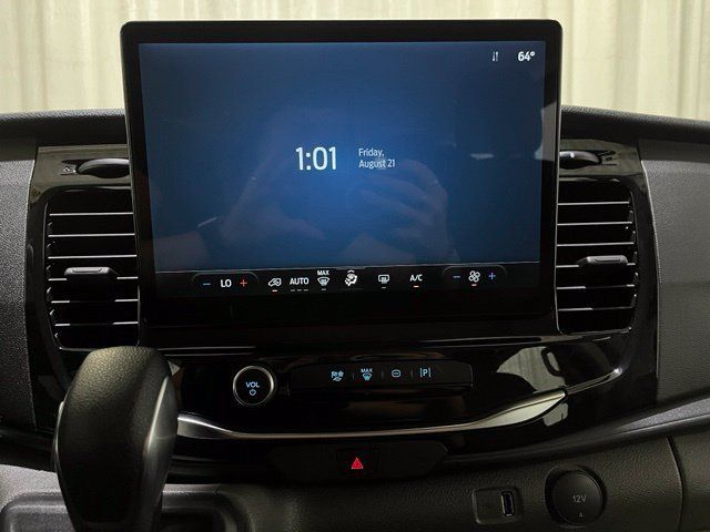 Used 2024 Ford Transit 350 XLT RWD image 18