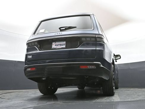 New 2026 Jeep Grand Wagoneer Limited AWD/4WD image 55