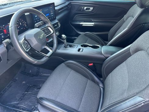 Used 2024 Ford Mustang Coupe RWD image 11
