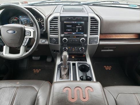 Used 2015 Ford F150 King Ranch w/ Equipment Group 601A Luxury AWD/4WD image 17