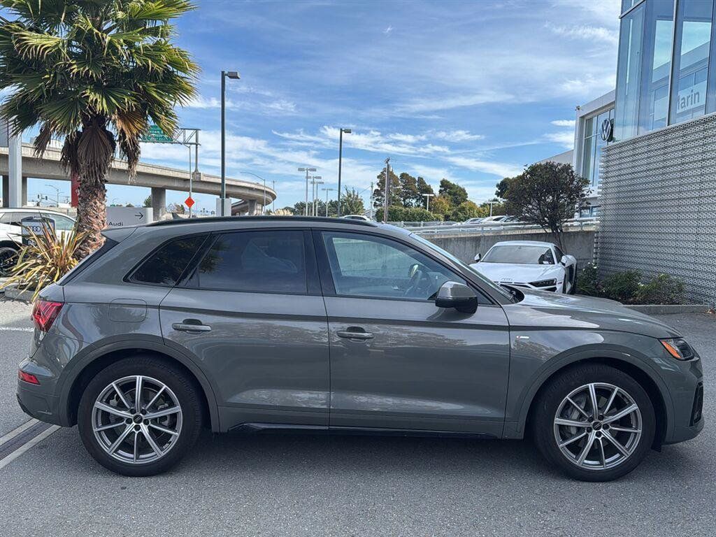 Used 2023 Audi Q5 e Premium Plus w/ Premium Plus Package AWD/4WD image 5