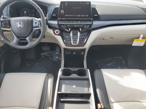 New 2026 Honda Odyssey Elite image 15