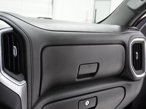 Used 2022 Chevrolet Silverado 1500 LT Trail Boss w/ Convenience Package II image 26