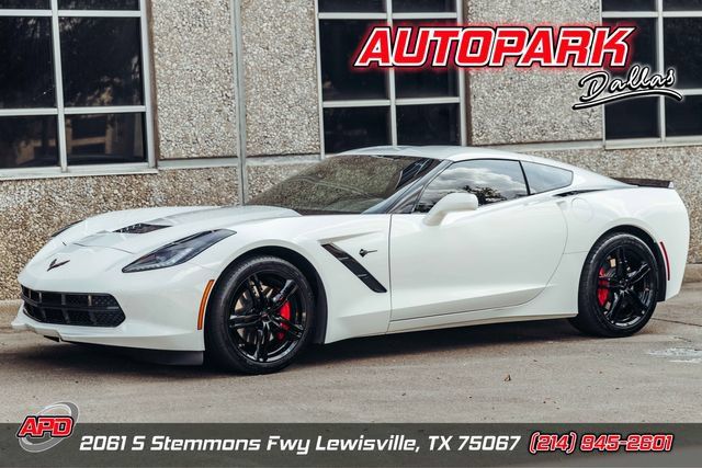 Used 2017 Chevrolet Corvette Stingray Coupe w/ Carbon Flash Badge Package RWD image 1