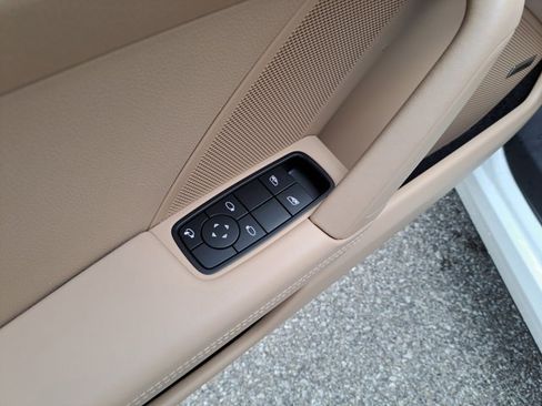 Used 2024 Porsche 911 Targa 4S image 24