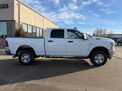 New 2026 RAM 2500 Tradesman AWD/4WD image 5
