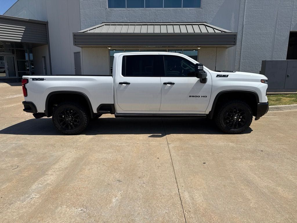 Used 2026 Chevrolet Silverado 2500 LTZ w/ Trail Boss Package AWD/4WD image 5