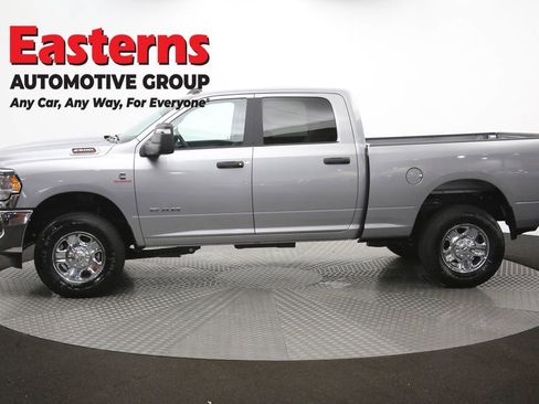 Used 2024 RAM 2500 Big Horn AWD/4WD image 62