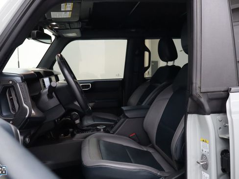 Used 2022 Ford Bronco Outer Banks w/ Sasquatch Package image 13