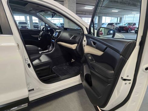 Used 2021 Subaru Ascent Limited w/ Technology Package image 28
