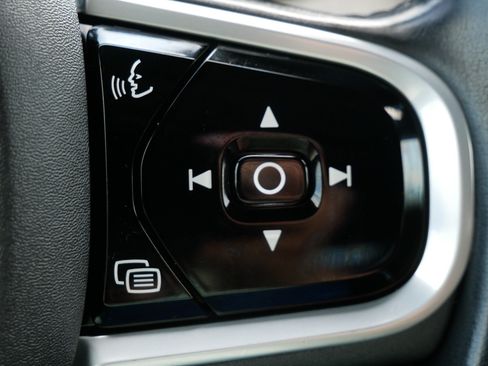 Used 2018 Volvo XC60 T5 Inscription w/ Convenience Package AWD/4WD image 28