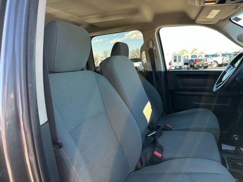 Used 2016 RAM 3500 Tradesman w/ Popular Equipment Group image 16