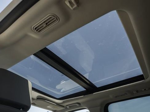 Used 2025 Ford Expedition Active RWD image 47